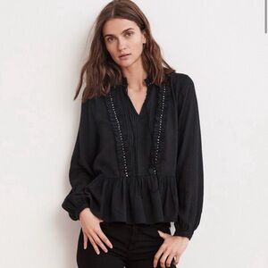 Velvet by Graham and Spencer black top. Size small, excellent condition.